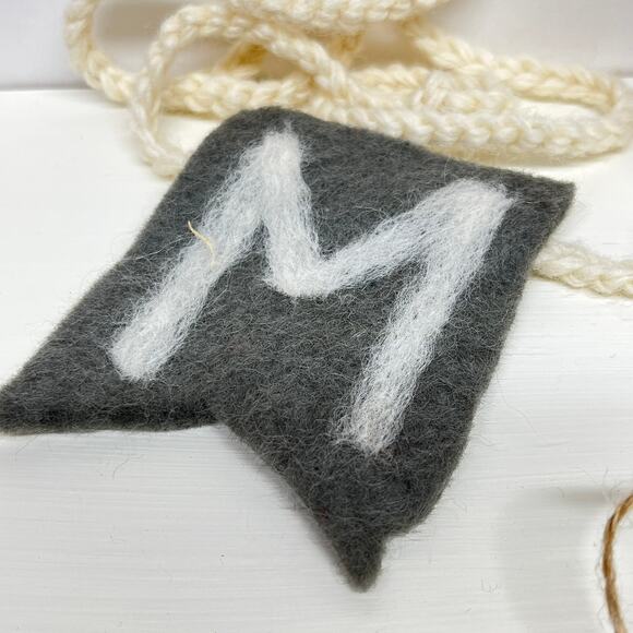 Pottery Barn Kids Baby Months Milestone Garland - Picture 3 of 6